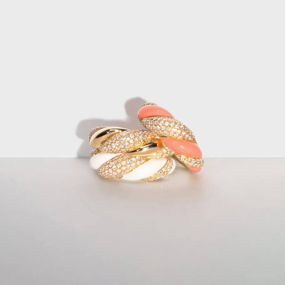 black_marshmallow_ring_2.webp BLACK MARSHMALLOW RING>Boochier Online