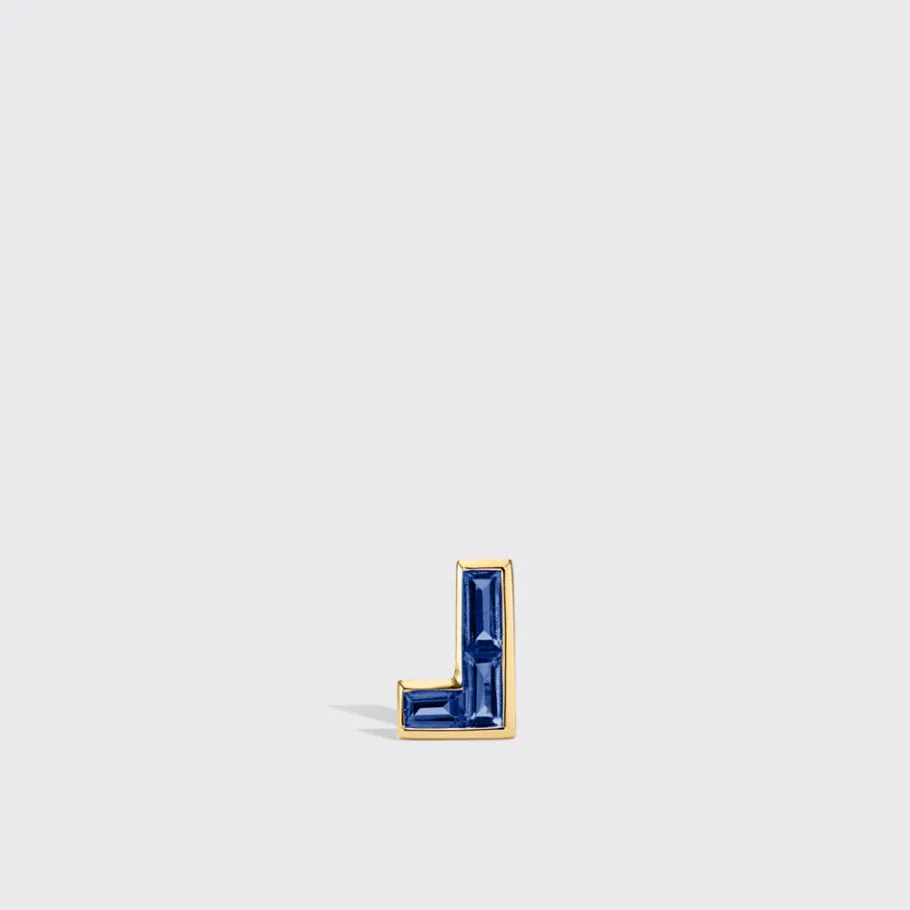 blue_sapphire_yellow_gold_0.webp BLUE SAPPHIRE YELLOW GOLD ARCADE MONO STUD (L SHAPE)>Boochier Sale