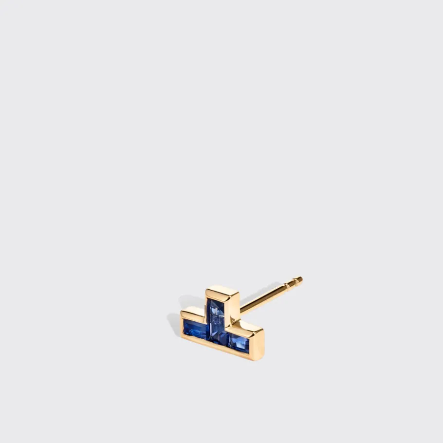 blue_sapphire_yellow_gold_1-2.webp BLUE SAPPHIRE YELLOW GOLD ARCADE MONO STUD (T SHAPE)>Boochier Clearance