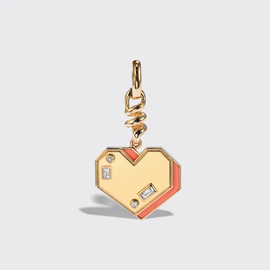 coral_yellow_gold_heart_c_0.webp CORAL YELLOW GOLD HEART CHARM>Boochier Best