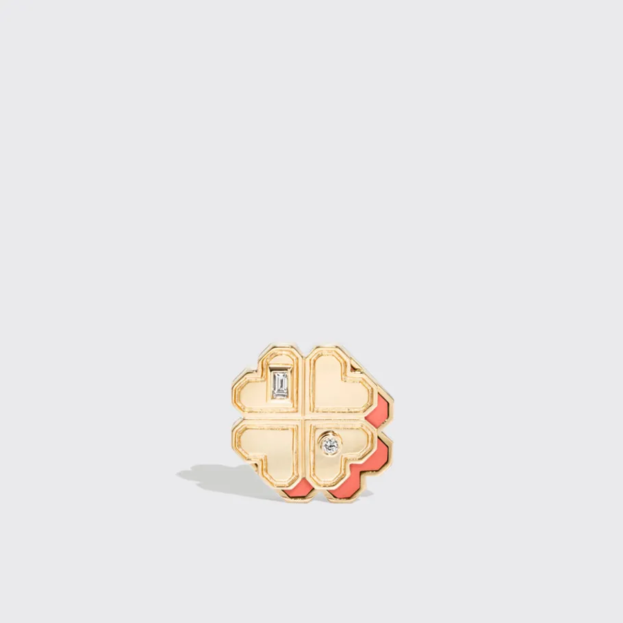 coral_yellow_gold_mini_cl_2.webp CORAL YELLOW GOLD MINI CLOVER LEAF STUDS>Boochier Fashion
