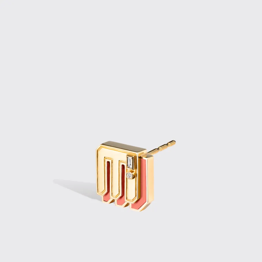 coral_yellow_gold_mini_le_11.webp CORAL YELLOW GOLD MINI LETTER MONO STUD>Boochier New