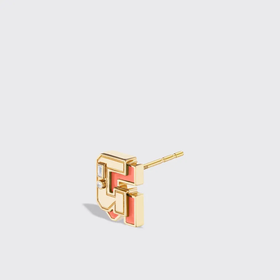 coral_yellow_gold_mini_le_7.webp CORAL YELLOW GOLD MINI LETTER MONO STUD>Boochier New