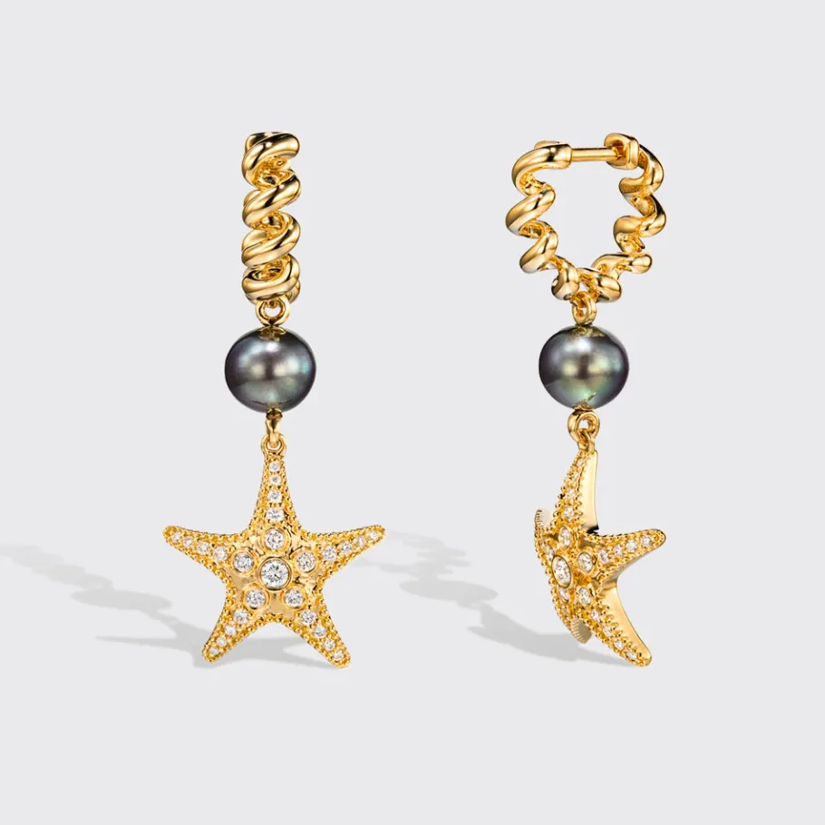 grey_pearl_yellow_gold_di_0.webp GREY PEARL YELLOW GOLD DIAMOND BEACHING STARFISH DROP HUGGIE EARRINGS>Boochier Outlet