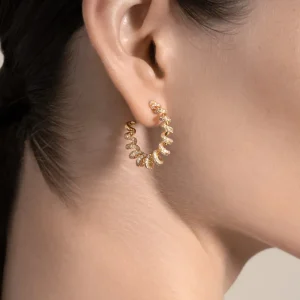 LARGE YELLOW GOLD DIAMOND SLINKEE EARRINGS>Boochier Hot
