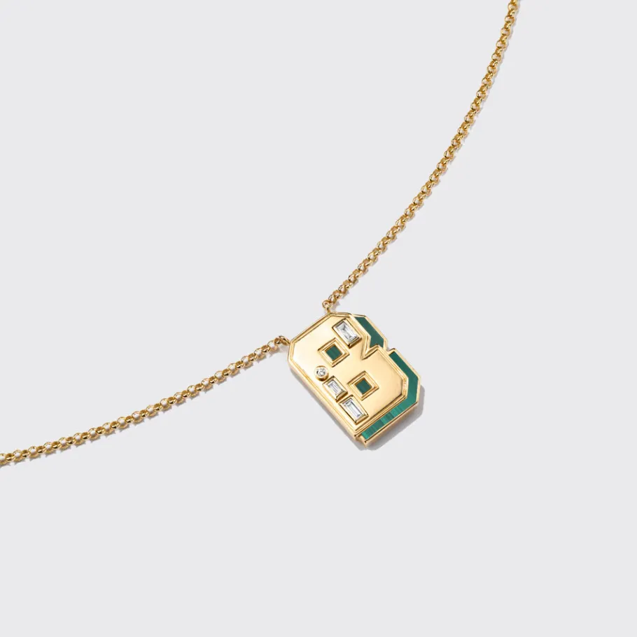 malachite_yellow_gold_let_3.webp MALACHITE YELLOW GOLD LETTER NECKLACE>Boochier New