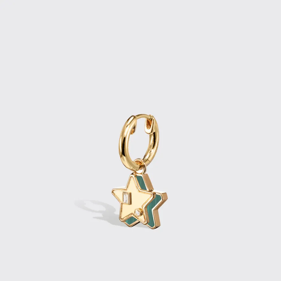 malachite_yellow_gold_min_1-4.webp MALACHITE YELLOW GOLD MINI STAR HOOP MONO EARRING>Boochier New