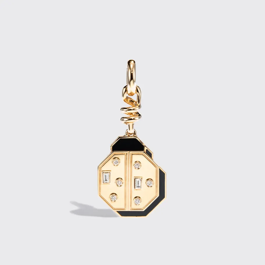 onyx_yellow_gold_ladybug__0-1.webp ONYX YELLOW GOLD LADYBUG CHARM>Boochier Sale