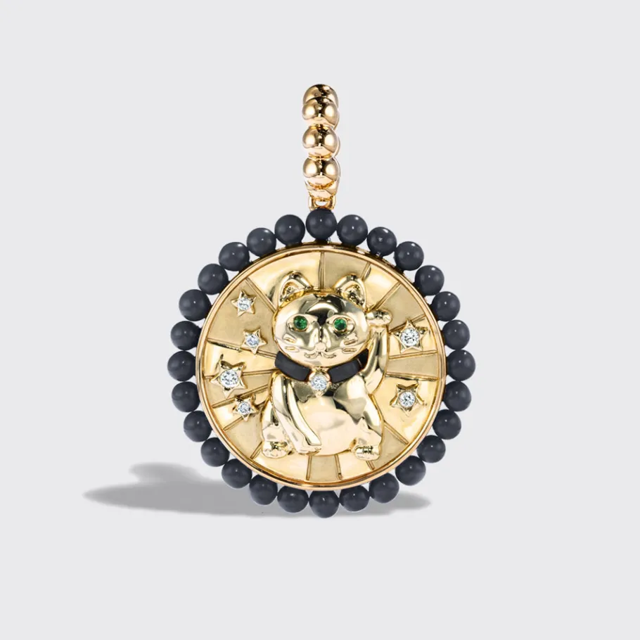 onyx_yellow_gold_lucky_ca_0-1.webp ONYX YELLOW GOLD LUCKY CAT DIAMOND CHARM>Boochier Hot