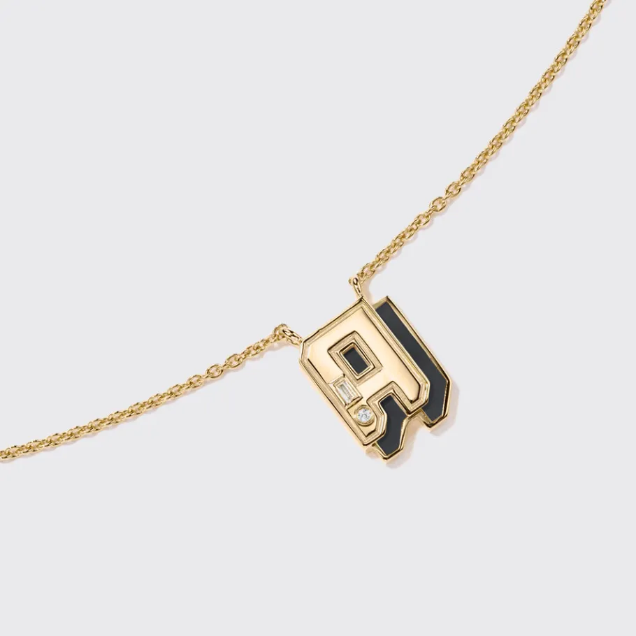 onyx_yellow_gold_mini_let_1-1.webp ONYX YELLOW GOLD MINI LETTER NECKLACE>Boochier New
