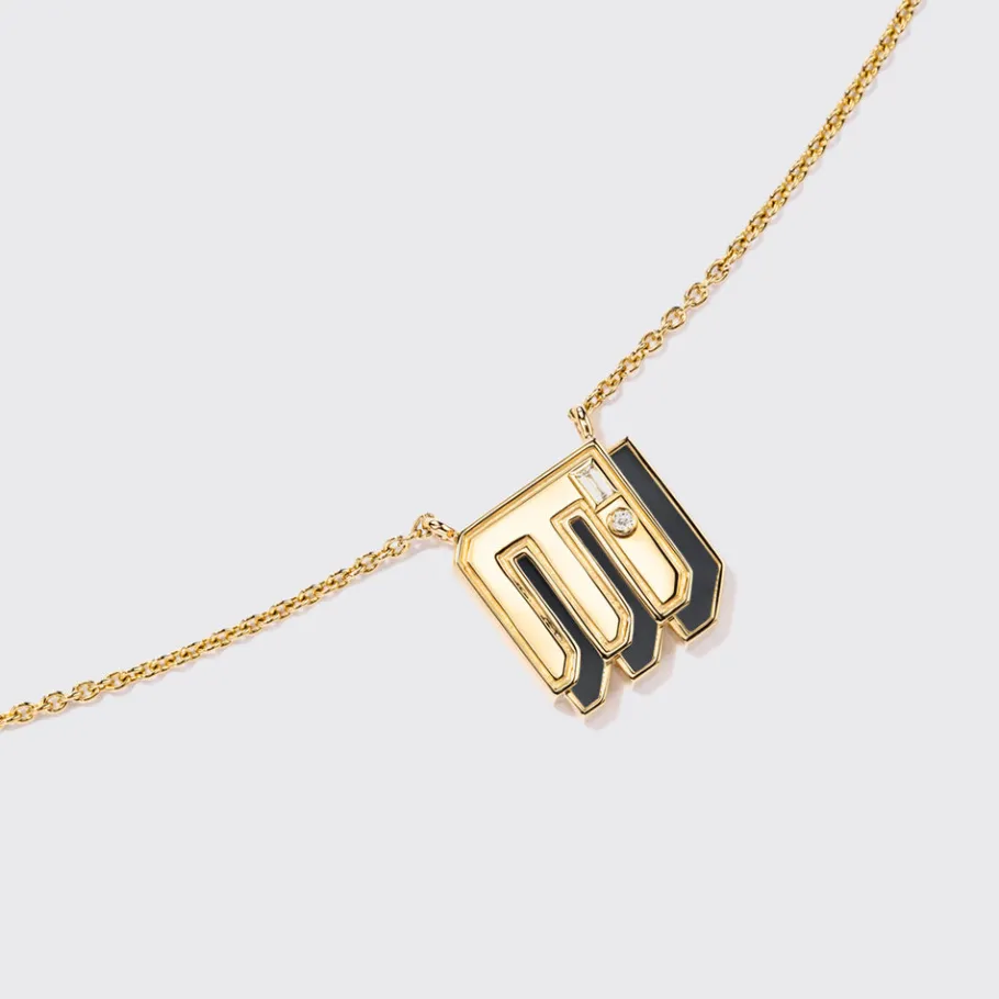 onyx_yellow_gold_mini_let_7-1.webp ONYX YELLOW GOLD MINI LETTER NECKLACE>Boochier New