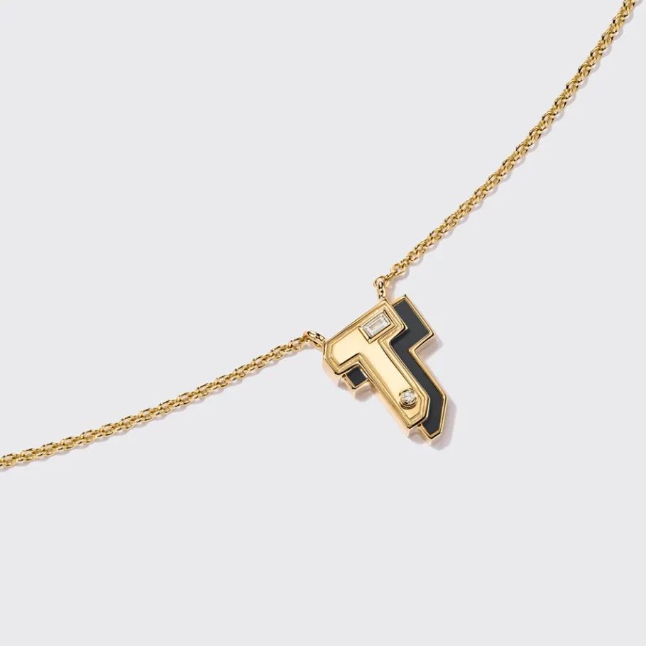 onyx_yellow_gold_mini_let_9-1.webp ONYX YELLOW GOLD MINI LETTER NECKLACE>Boochier New