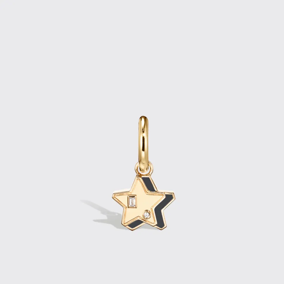 onyx_yellow_gold_mini_sta_0-1.webp ONYX YELLOW GOLD MINI STAR HOOP MONO EARRING>Boochier Outlet