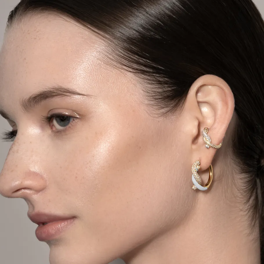 white_fruit_hoops_earring_1.webp WHITE FRUIT HOOPS EARRINGS>Boochier Outlet