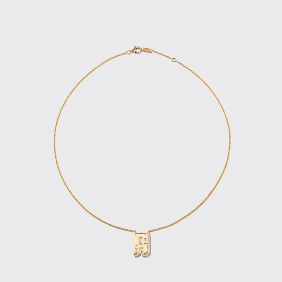 white_mother_of_pearl_yel_0-14.webp WHITE MOTHER OF PEARL YELLOW GOLD LETTER NECKLACE>Boochier Hot