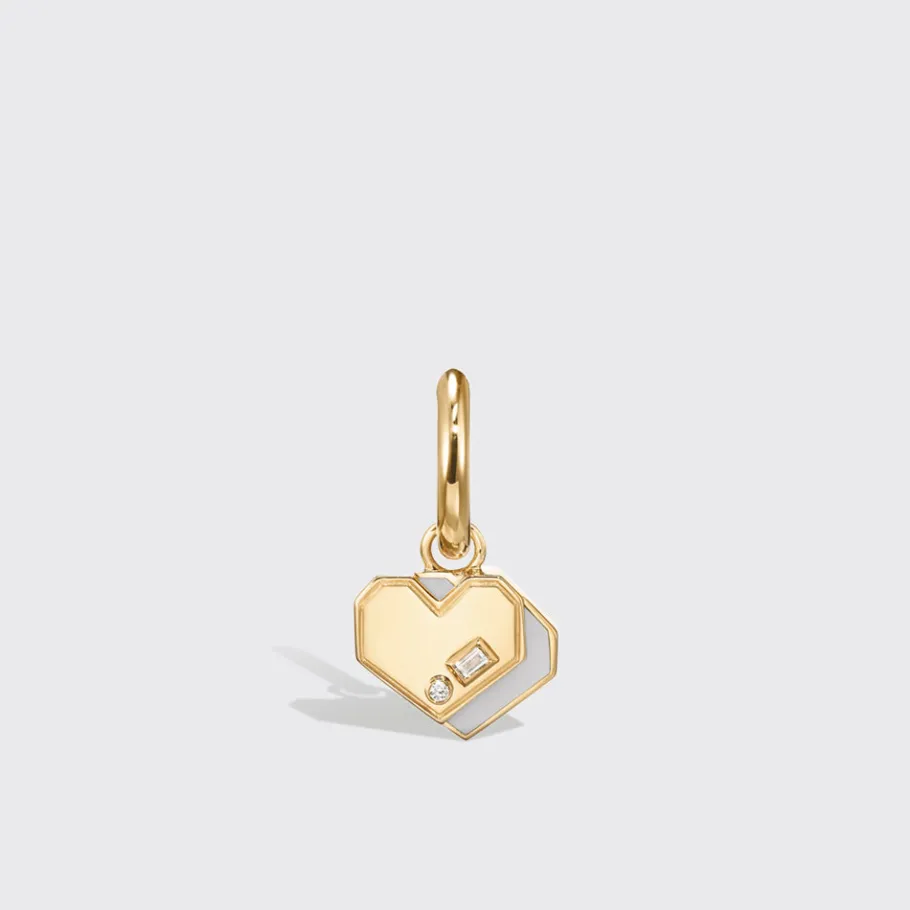 white_mother_of_pearl_yel_0-7.webp WHITE MOTHER OF PEARL YELLOW GOLD MINI HEART HOOP MONO EARRING>Boochier Fashion