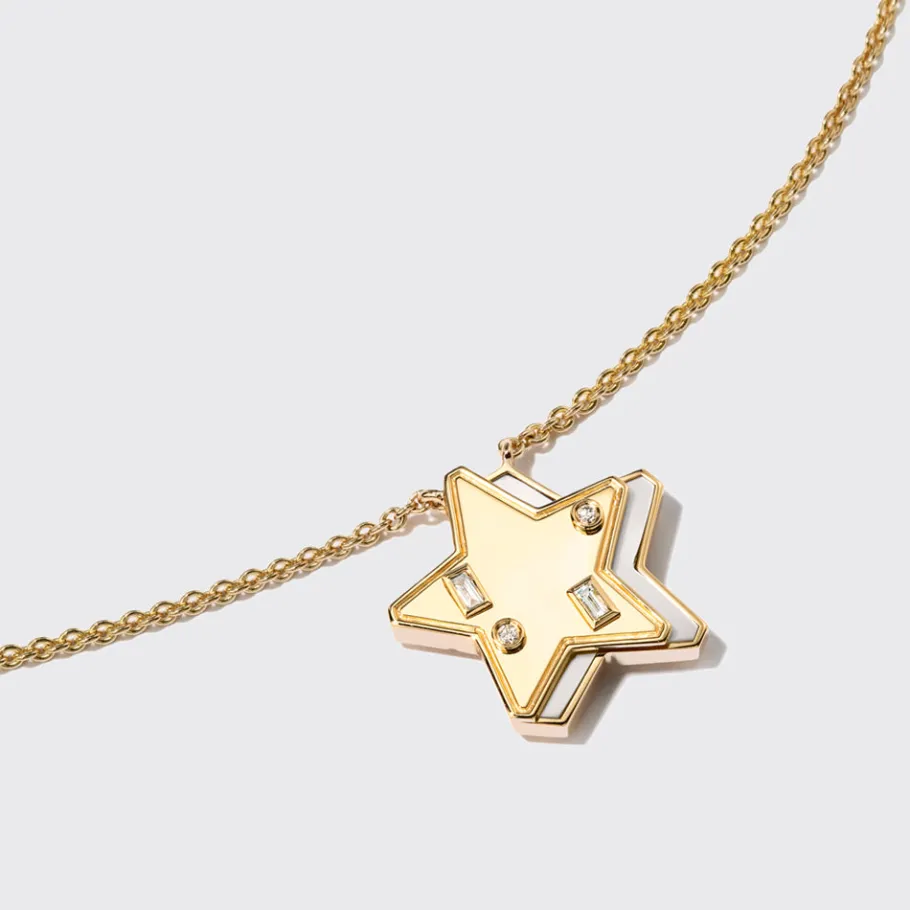 white_mother_of_pearl_yel_1-11.webp WHITE MOTHER OF PEARL YELLOW GOLD STAR NECKLACE>Boochier Outlet