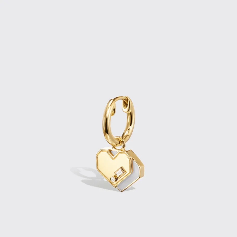 white_mother_of_pearl_yel_1-7.webp WHITE MOTHER OF PEARL YELLOW GOLD MINI HEART HOOP MONO EARRING>Boochier Fashion