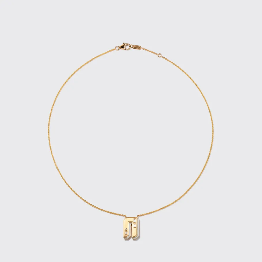 white_mother_of_pearl_yel_8-2.webp WHITE MOTHER OF PEARL YELLOW GOLD LETTER NECKLACE>Boochier Hot