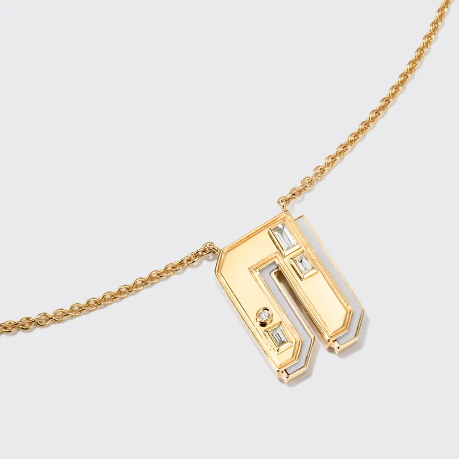 white_mother_of_pearl_yel_9-2.webp WHITE MOTHER OF PEARL YELLOW GOLD LETTER NECKLACE>Boochier Hot