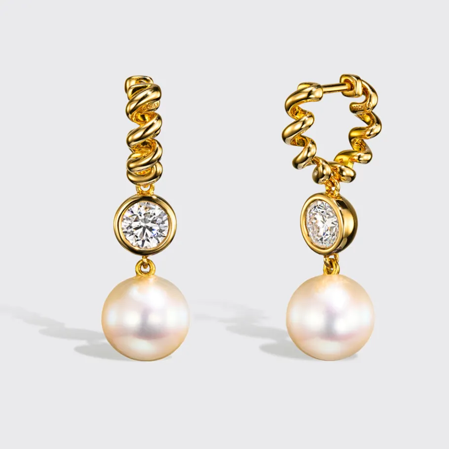 white_pearl_and_diamond_y_0.webp WHITE PEARL AND DIAMOND YELLOW GOLD BEACHING DROP HUGGIE EARRINGS>Boochier Best