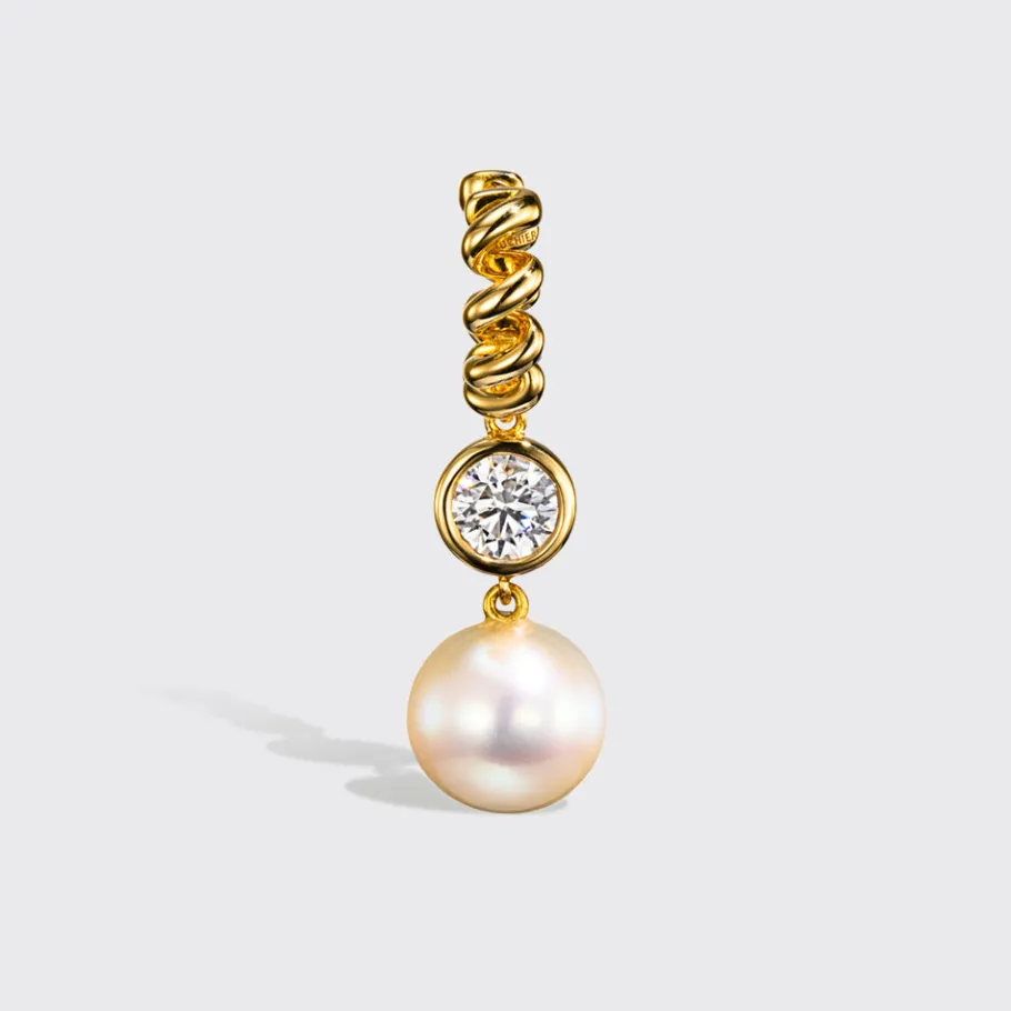 white_pearl_and_diamond_y_2.webp WHITE PEARL AND DIAMOND YELLOW GOLD BEACHING DROP HUGGIE EARRINGS>Boochier Best