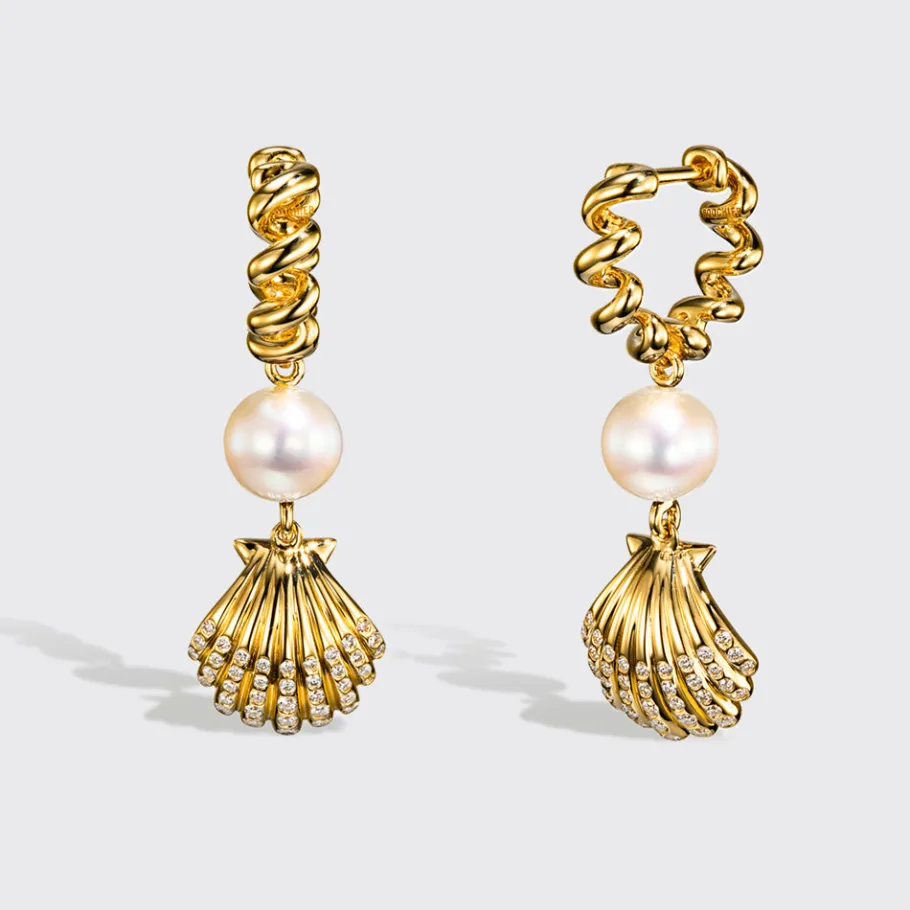 white_pearl_yellow_gold_b_0-1.webp WHITE PEARL YELLOW GOLD BEACHING SHELL DROP DIAMOND HUGGIE EARRINGS>Boochier Discount