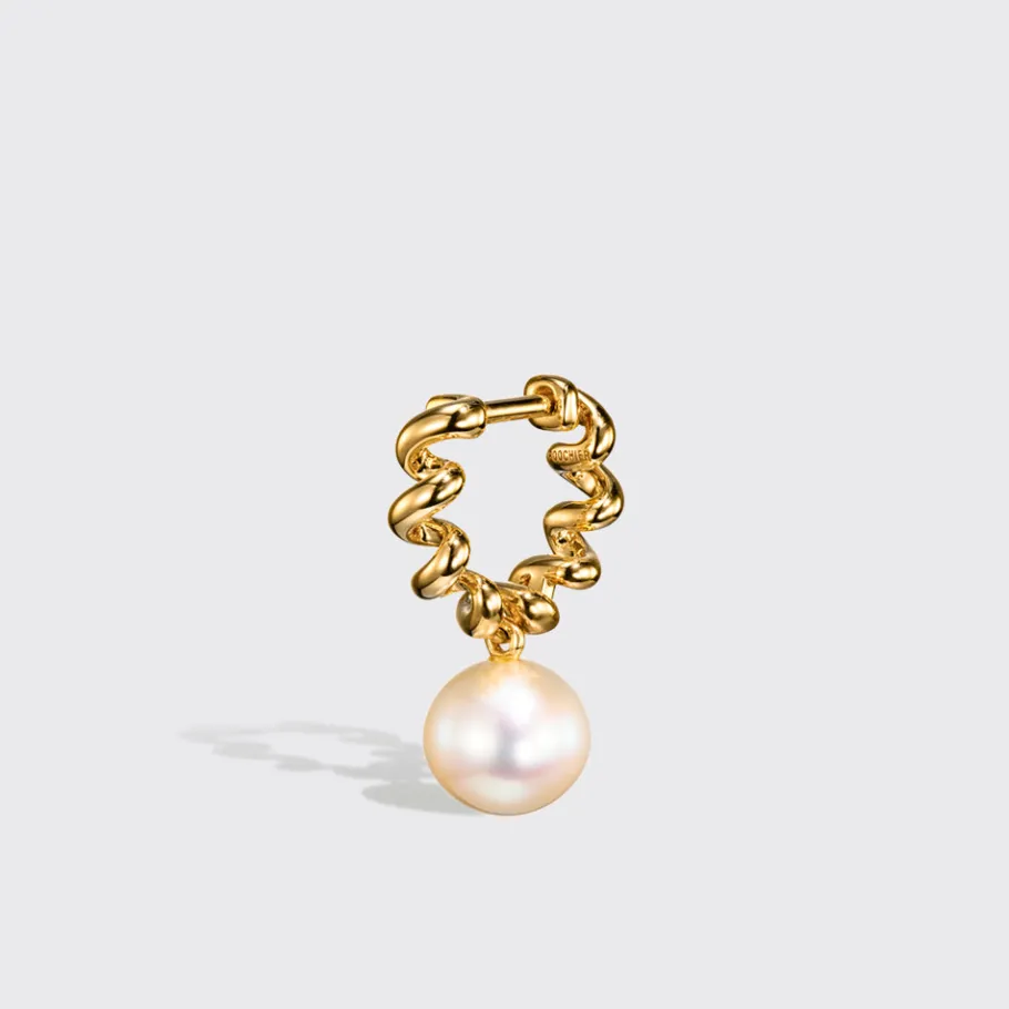 white_pearl_yellow_gold_b_1.webp WHITE PEARL YELLOW GOLD BEACHING DROP HUGGIE EARRINGS>Boochier Sale