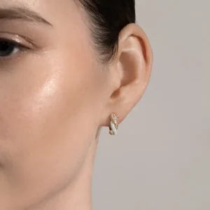 WHITE SMALL FRUIT HOOPS EARRINGS>Boochier Fashion