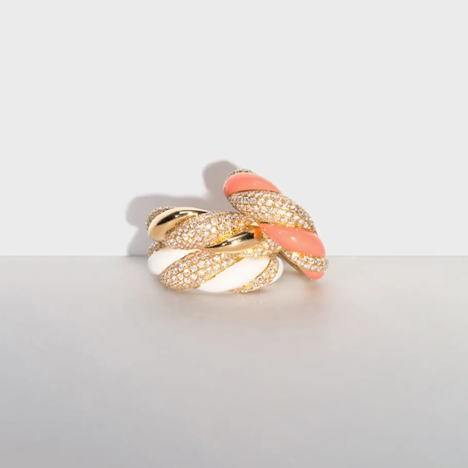 yellow_gold_diamond_marsh_3.webp YELLOW GOLD DIAMOND MARSHMALLOW RING>Boochier Sale