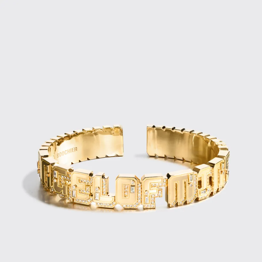 yellow_gold_diamond_nosta_0.webp YELLOW GOLD DIAMOND NOSTALGIA BANGLE>Boochier Hot