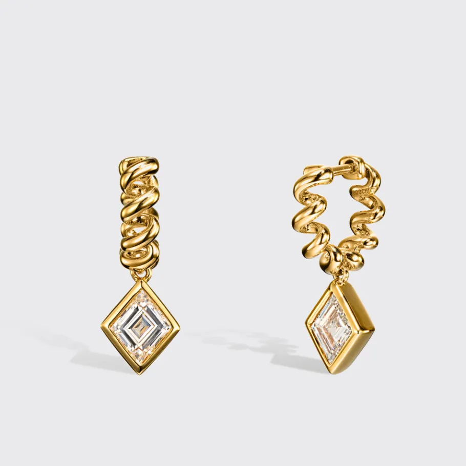 yellow_gold_kite_diamond__0.webp YELLOW GOLD KITE DIAMOND SLINKEE DROPS HUGGIE EARRINGS>Boochier Hot