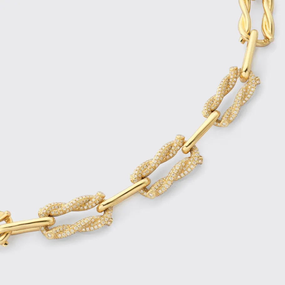 yellow_gold_three_diamond_1.webp YELLOW GOLD THREE DIAMOND LARGE TIES LINKS NECKLACE>Boochier Hot